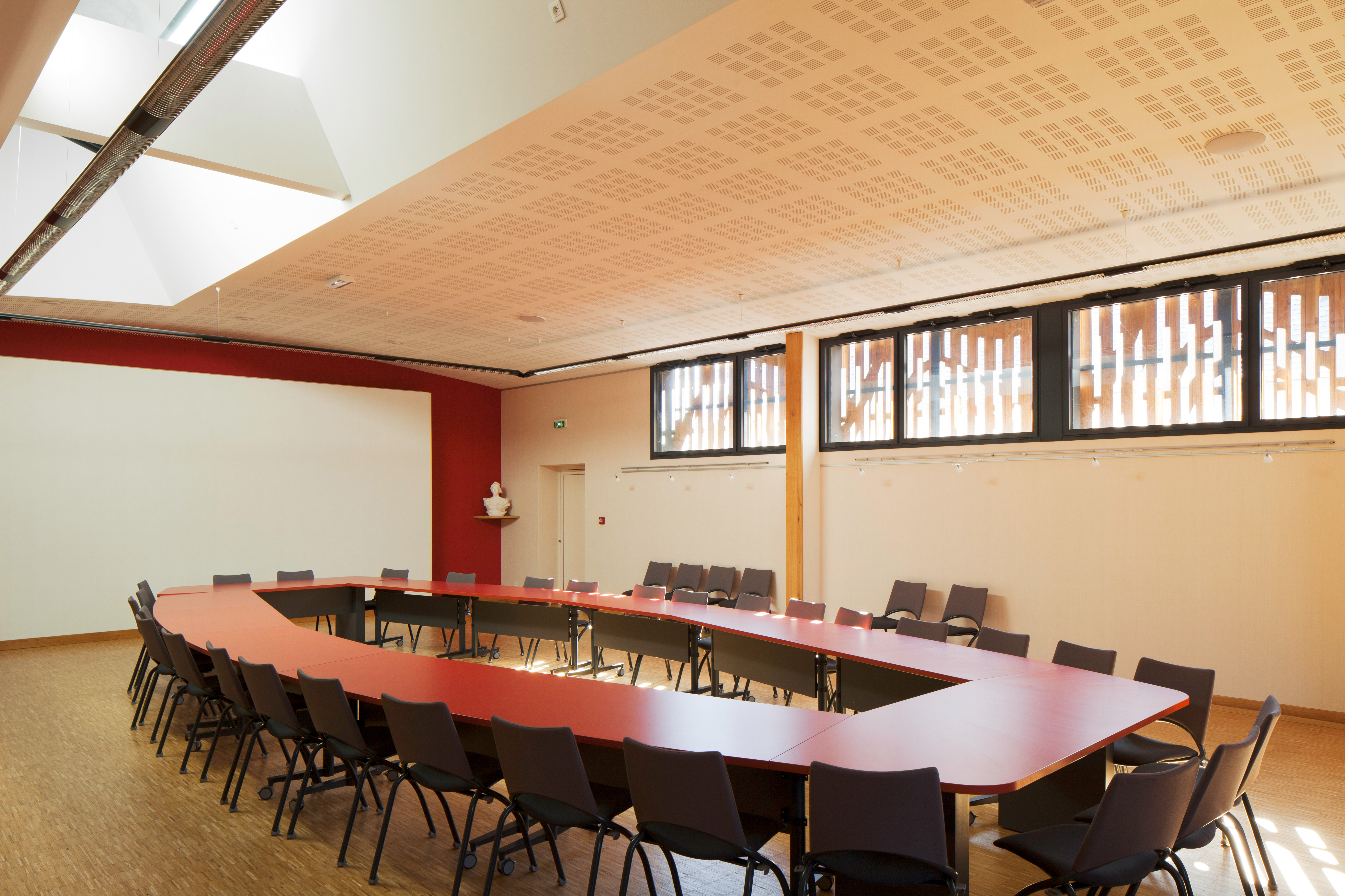 Extension Mairie Briollay RO.ME Architectes photo Paul Grandsard